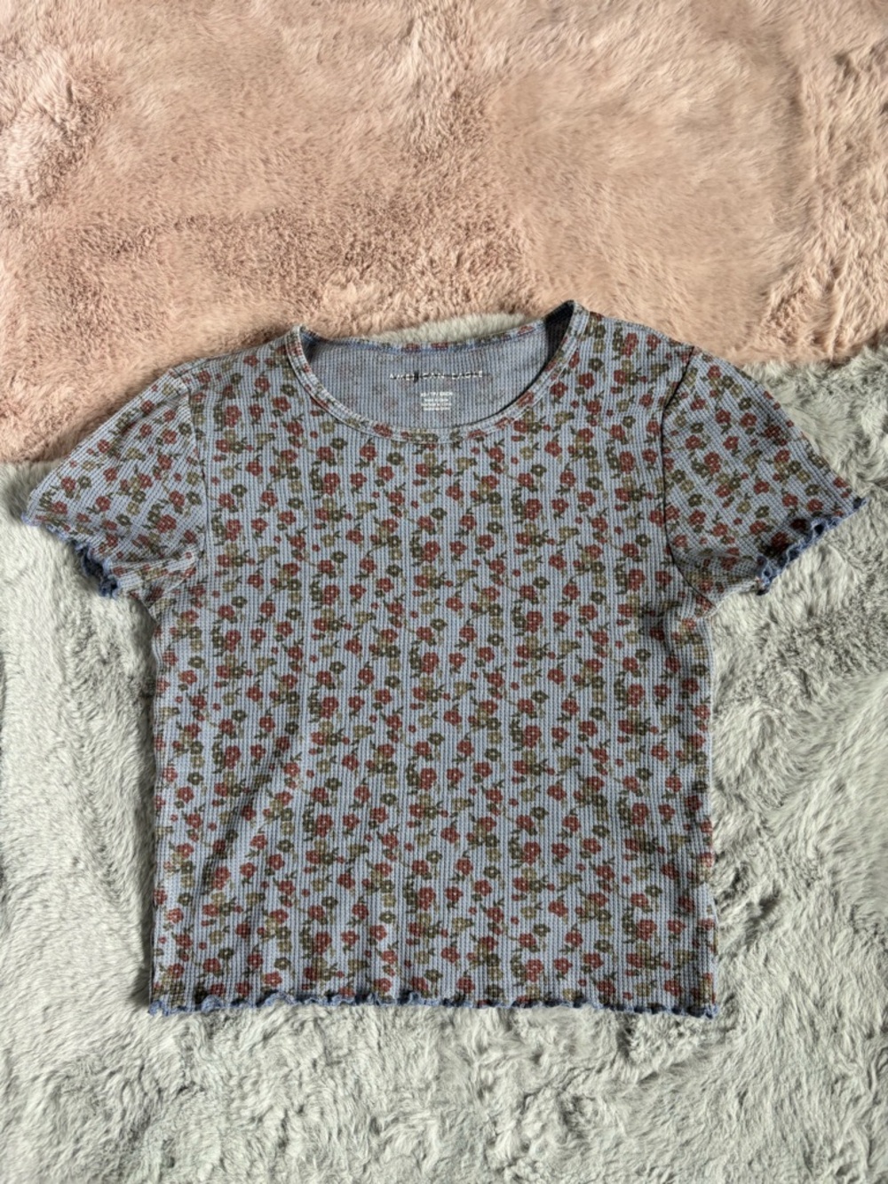 American eagle blue floral short sleeve top